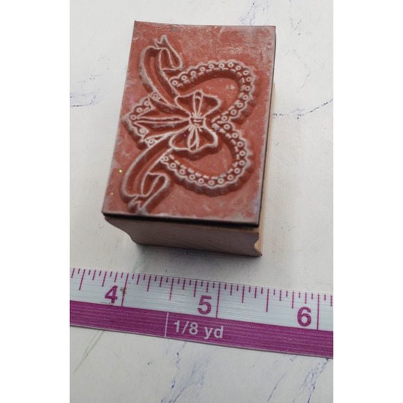 Bow & Lace Love Heart Wood Mounted Rubber Crafting Stamp - Picture 7 of 7
